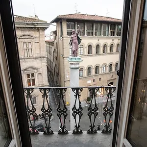 Tornabuoni View Oda ve Kahvaltı Floransa